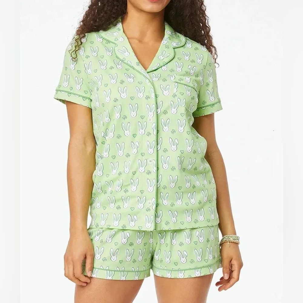 Roller Rabbit Bunny Luck Polo Pajama Set